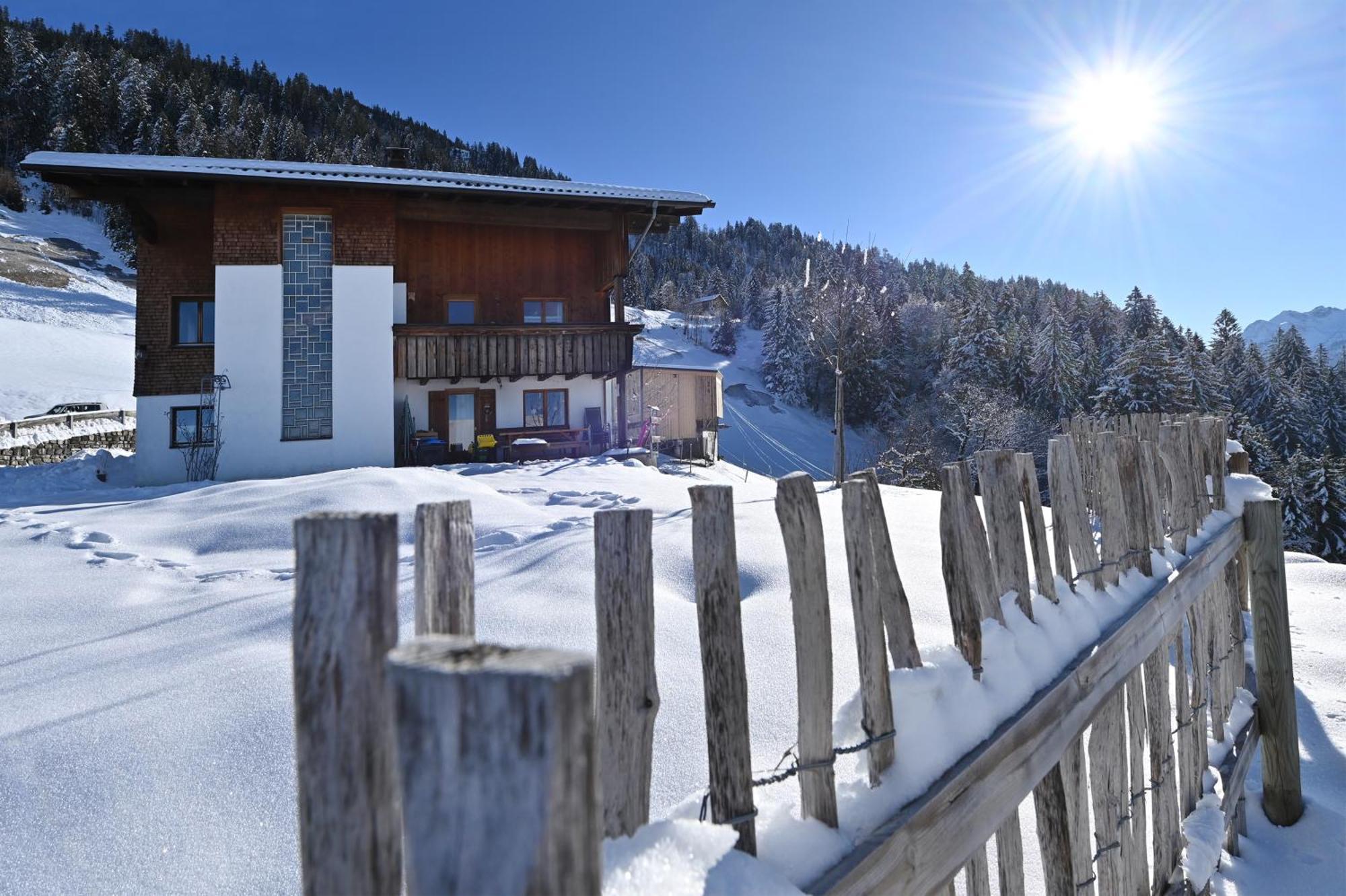 Berghof Burtscher Ludesch Экстерьер фото